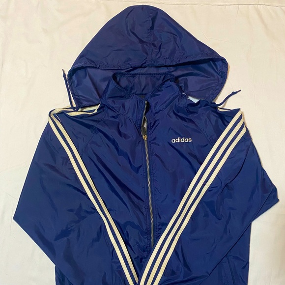 Navy blue adidas windbreaker size M full zip and hidden hood Men’s - Picture 1 of 1